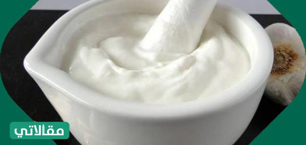 طريقة عمل الثومية بالطحينة