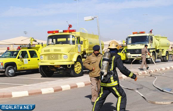 صور عن الدفاع المدني
