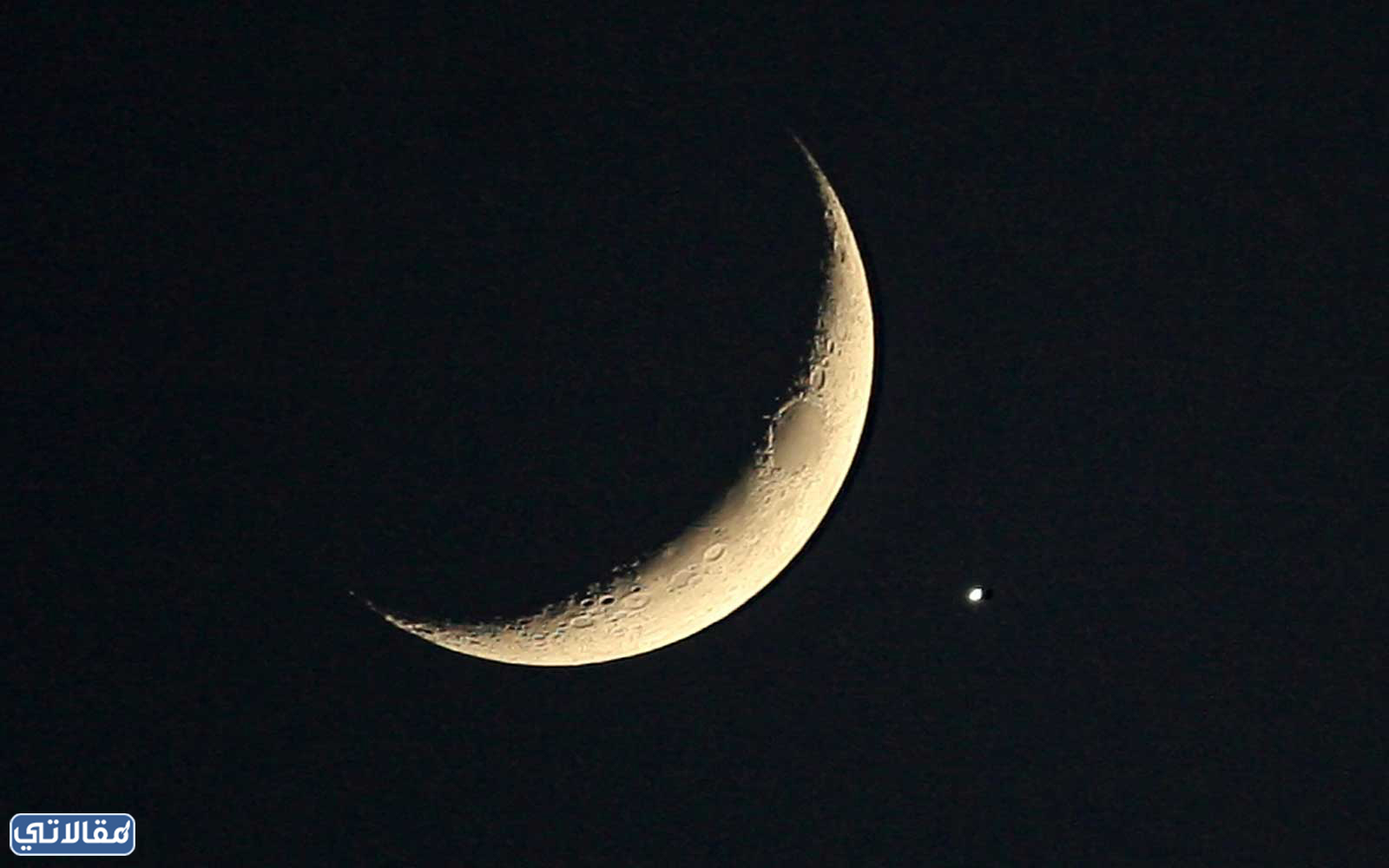 اجمل خلفيات هلال شهر رمضان 1444