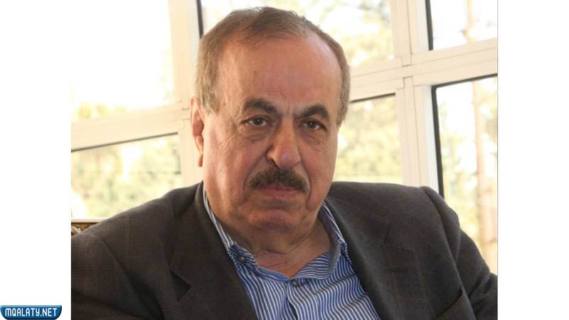 السيرة الذاتية لجميل أكبر