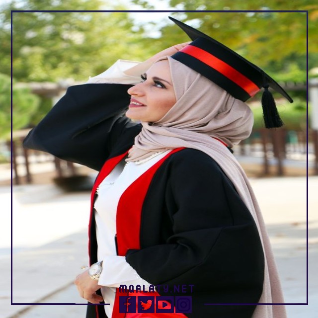 أحدث تشكيلة من روب التخرج 2023