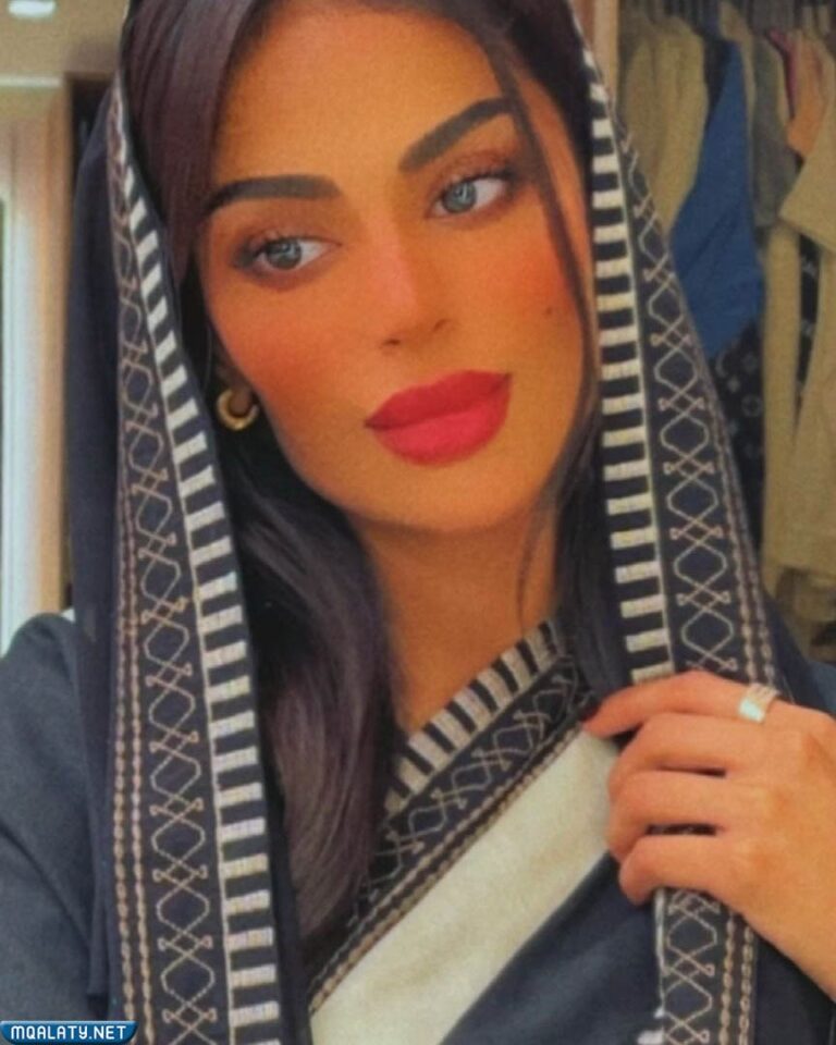فاطمة الأنصاري السيرة الذاتية