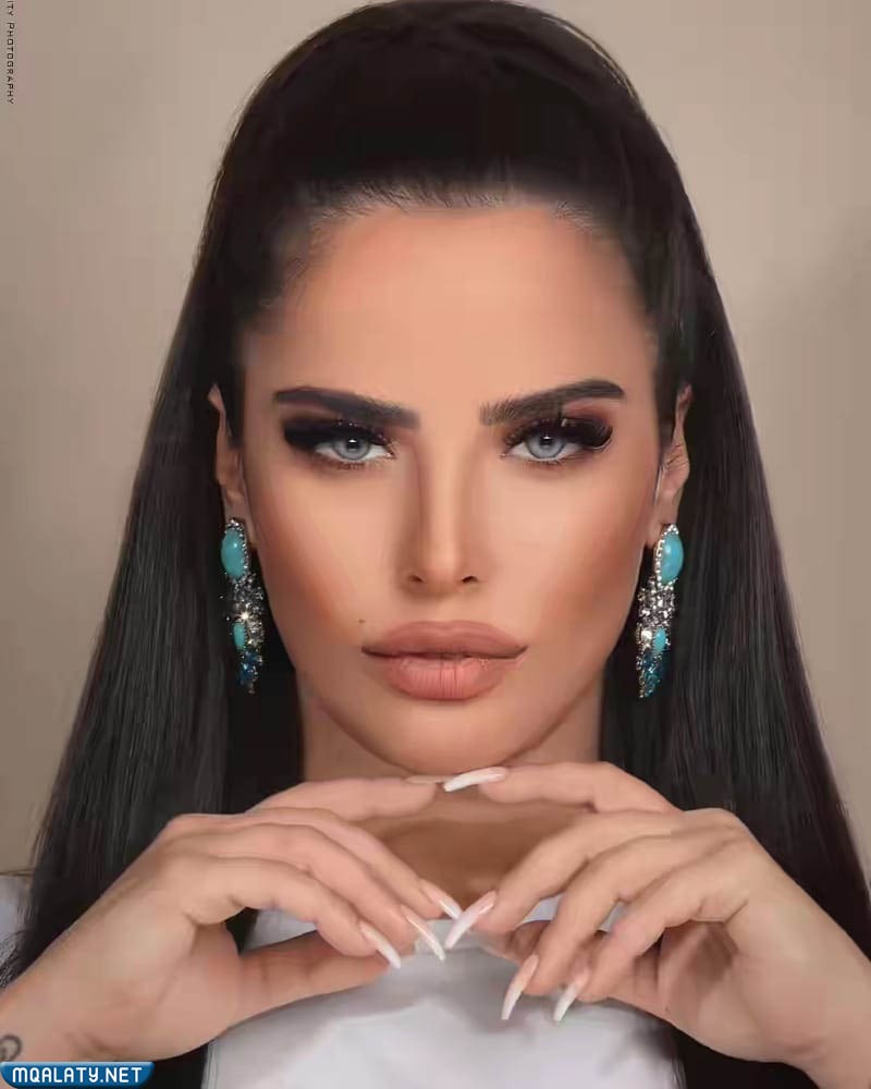 سارة زكريا السيرة الذاتية