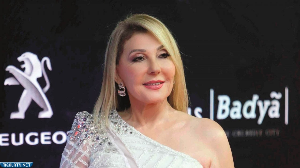 نادية الجندي السيرة الذاتية