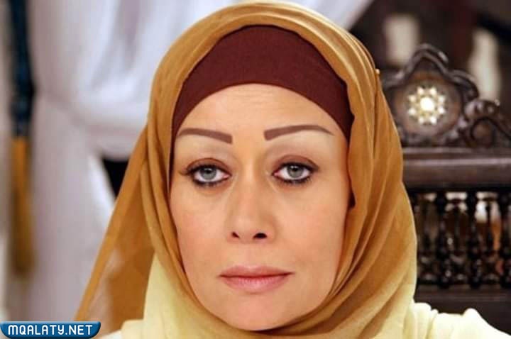 حقيقة خلع هالة فاخر الحجاب
