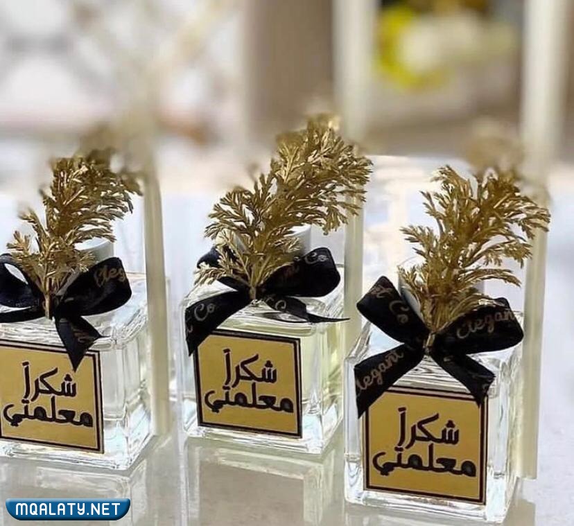 توزيعات ورد ليوم المعلم