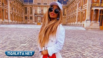 رافييلا سانتوس السيرة الذاتية