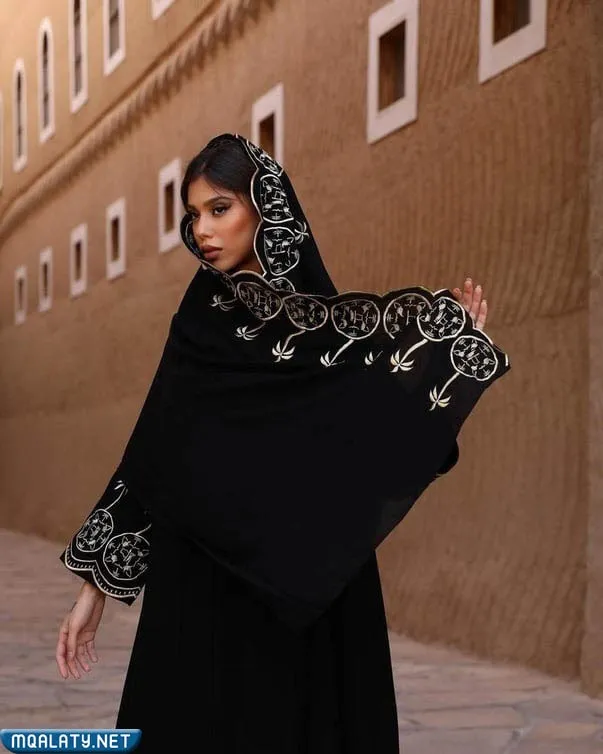 افكار ملابس يوم التأسيس السعودي عباءات