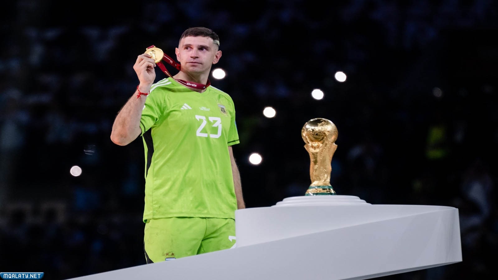من هو افضل حارس بالعالم 2023