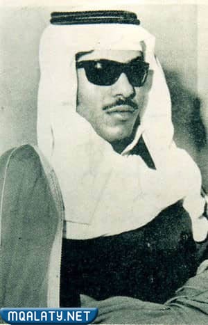 من هو فتى الشاطئ